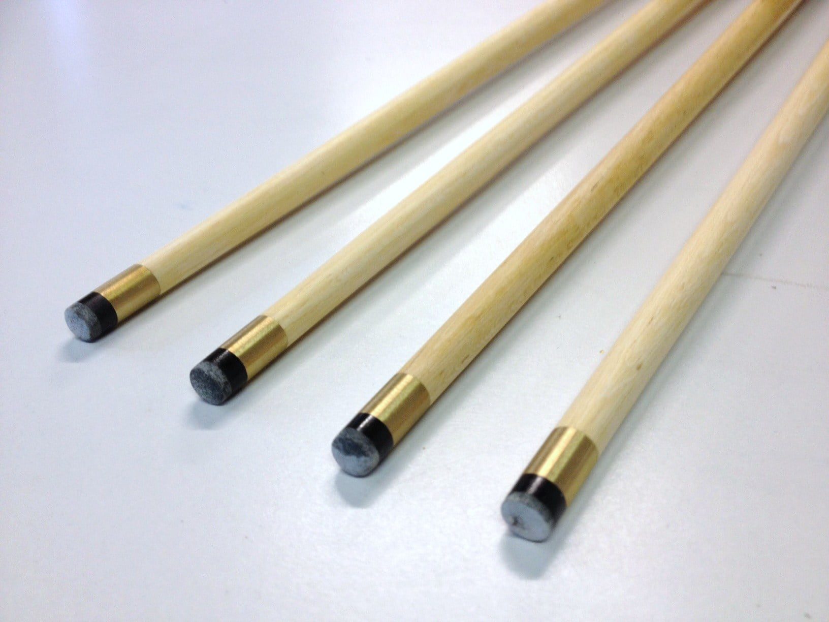 25 x Black Ramin 57 inch one Piece Pool Snooker Billiard Cues 2 25 x Ramin 57 inch Cues