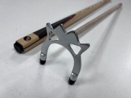 FULL ASH With Red Wood Flame Pool Snooker Billiard Cue SPIDER, 1 x SATIN Chrome Spider