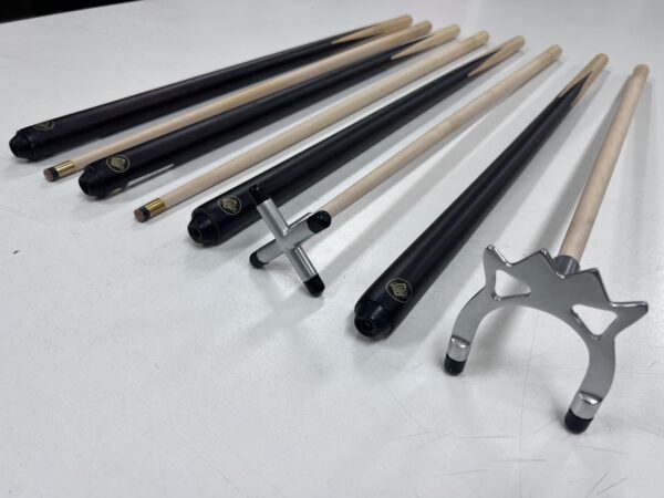 Maple Rest Set Satin Chrome Rest And Spider, 2 x Pool Snooker Billiard Cues