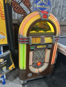 Wurlitzer Juke Box Genuine Original 50 CD FULL SIZE