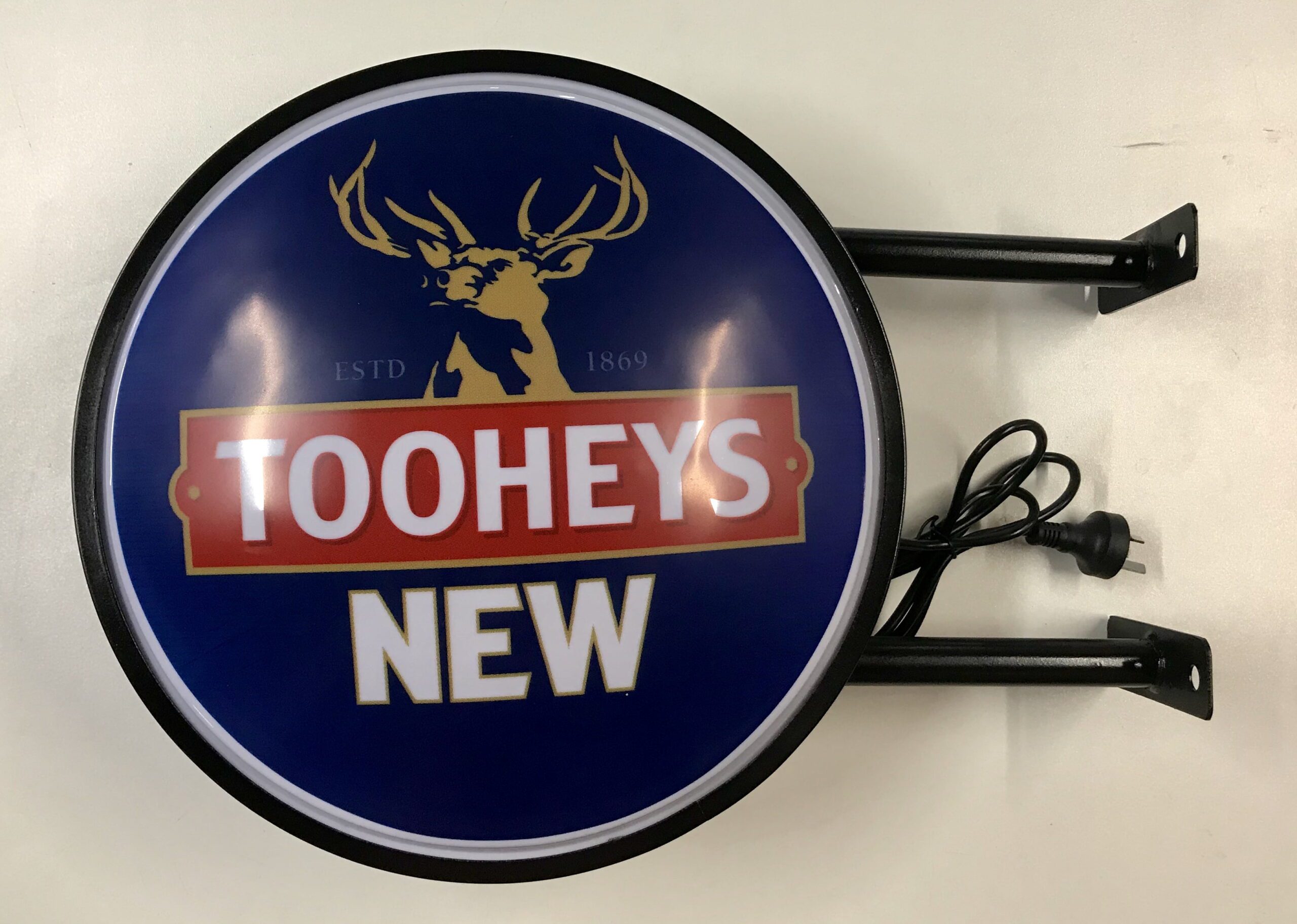 TOOHEYS NEW BEER Bar Lighting Wall Sign Light LED 1 TOOHEYS NEW BEER Bar Lighting Wall Sign Light LED