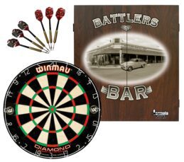 WINMAU PDS Diamond Plus Dartboard + Formula Battlers Bar Cabinet + Darts Set