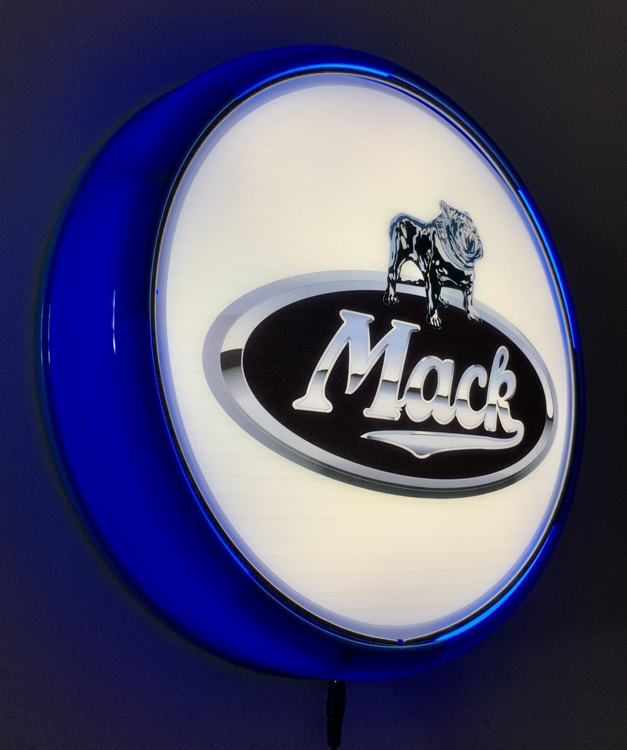 Mack Truck Semi Trailer LED Bar Lighting Wall Sign Light Button White/Light Blue 3 Mack Truck Semi Trailer LED Bar Lighting Wall Sign Light Button White/Light Blue - Image 3