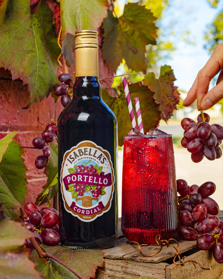 Billsons Isabellas Portello Cordial Flavouring  Cocktails 700ml - Image 2