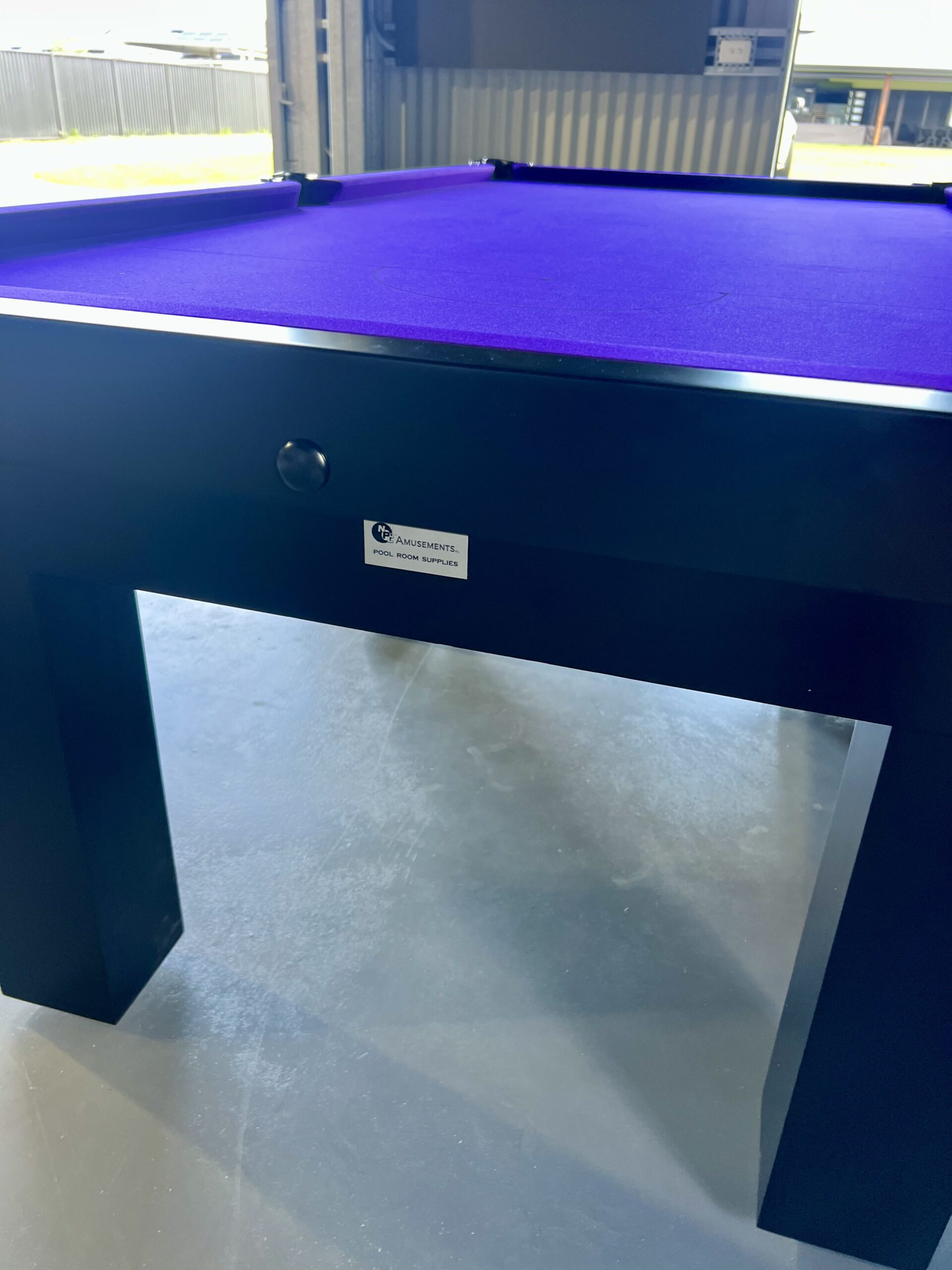 Standard Modern Black Pool Snooker Billiard Table 8ft Purple Felt 4 Standard Modern Black Pool Snooker Billiard Table 8ft Purple Felt - Image 4