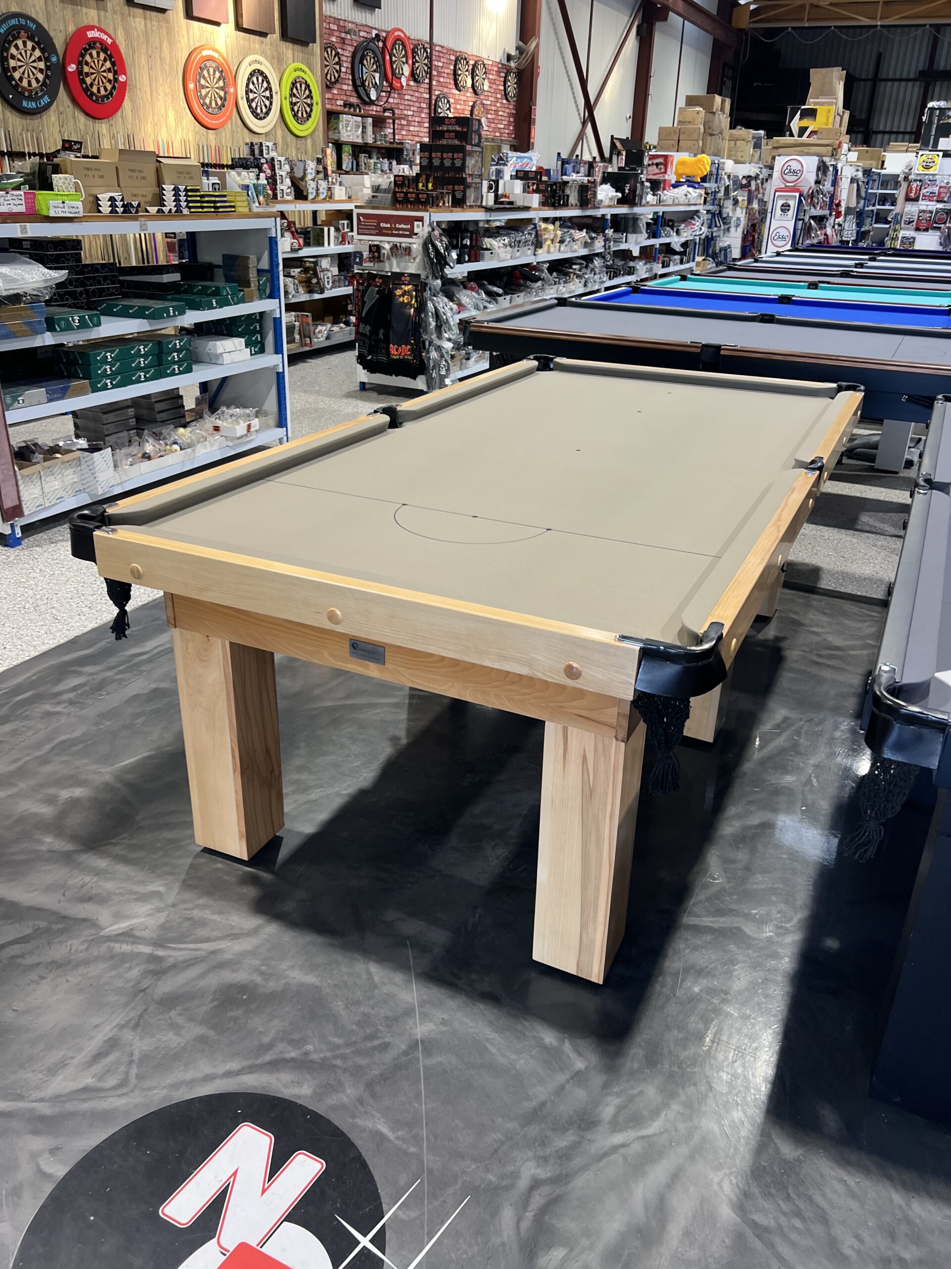 Standard Modern Beach Pool Snooker Billiard Table 8ft Taupe English Felt 4 Standard Modern Beach Pool Snooker Billiard Table 8ft Taupe English Felt - Image 4