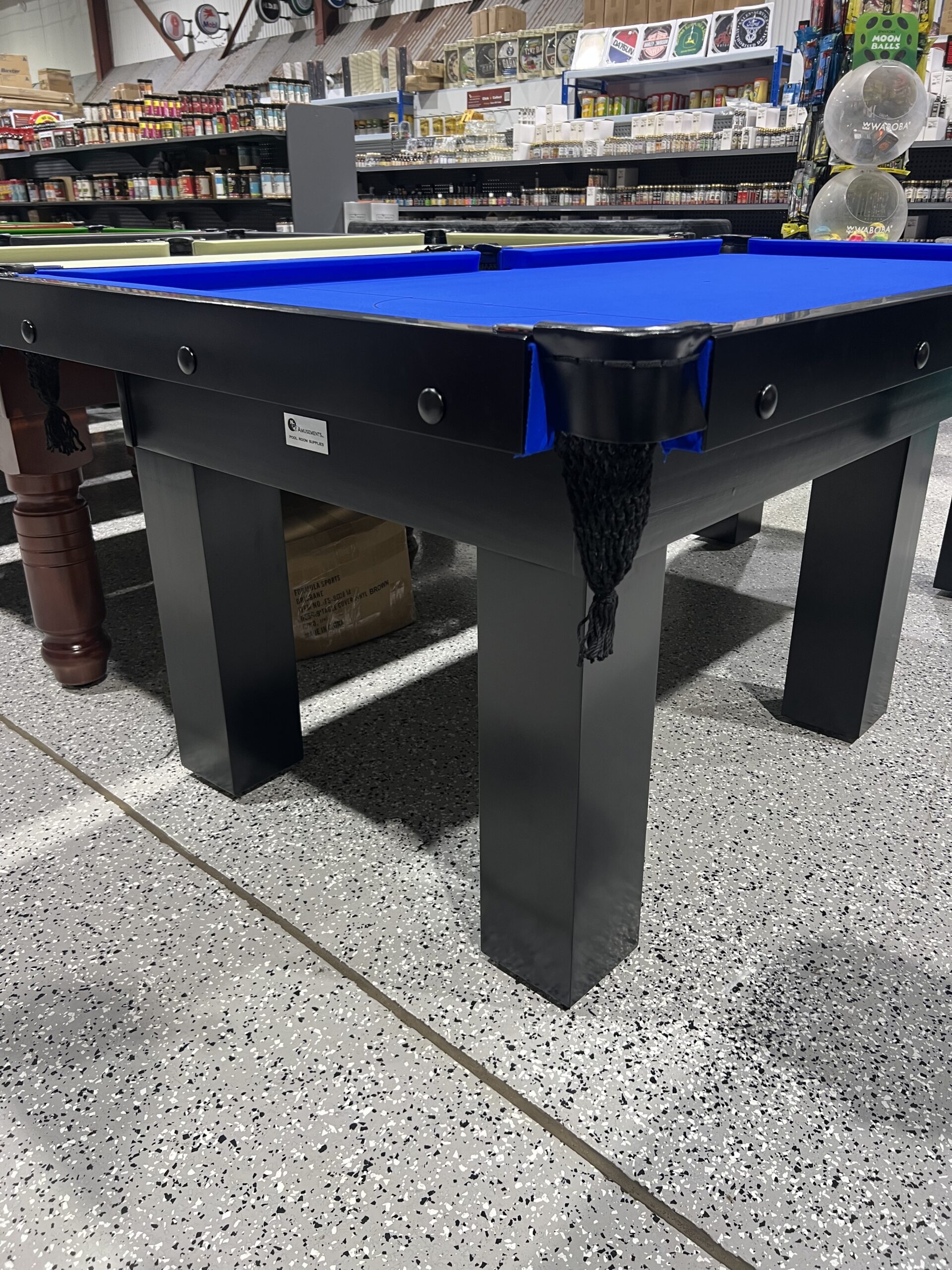 Standard Modern Black Pool Snooker Billiard Table 7ft Royal Blue Felt 5 Standard Modern Black Pool Snooker Billiard Table 7ft Royal Blue Felt - Image 5